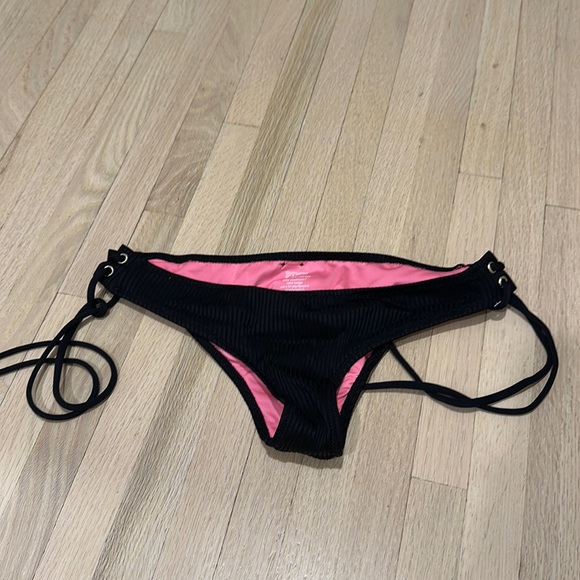 PINK Victoria's Secret Other - PINK black swim bottoms